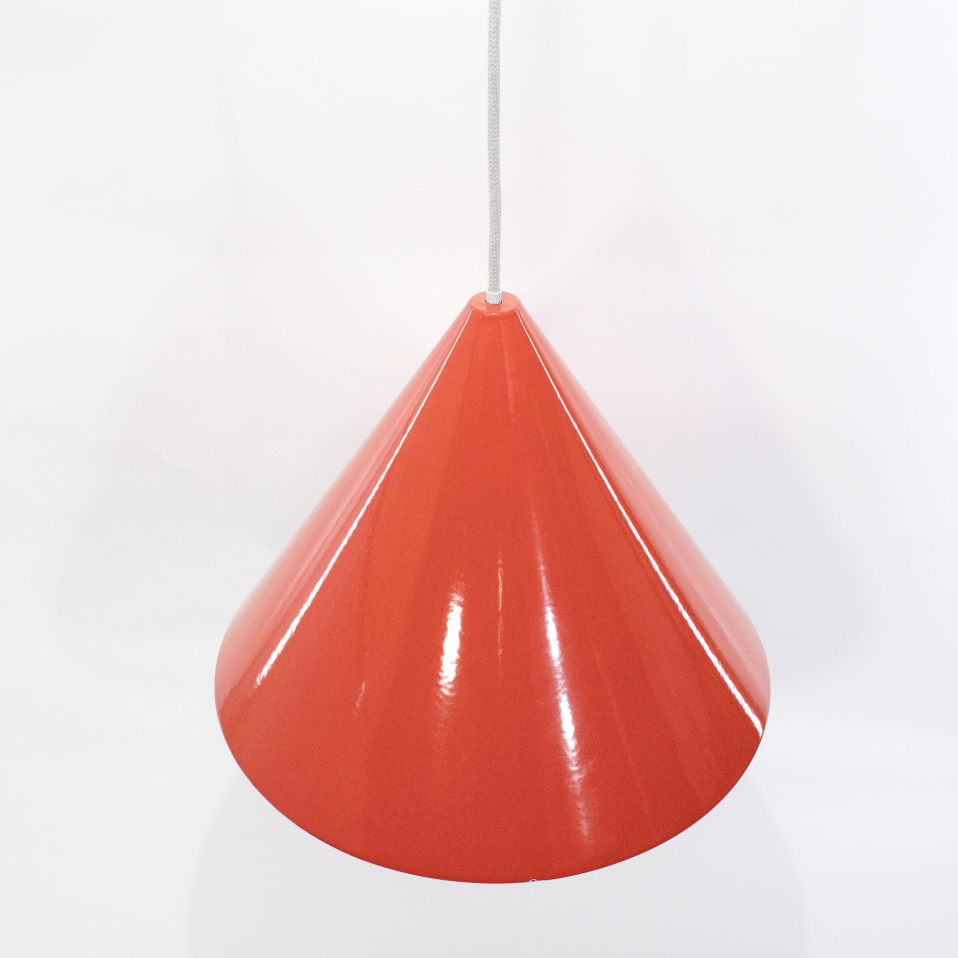 Arne Jacobsen's hanging lamp for Louis Poulsen