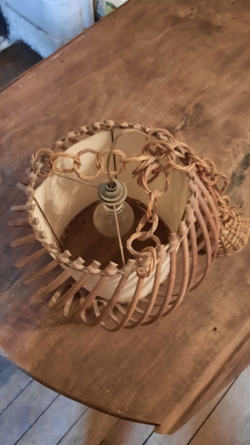 Vintage wicker pendant lamp