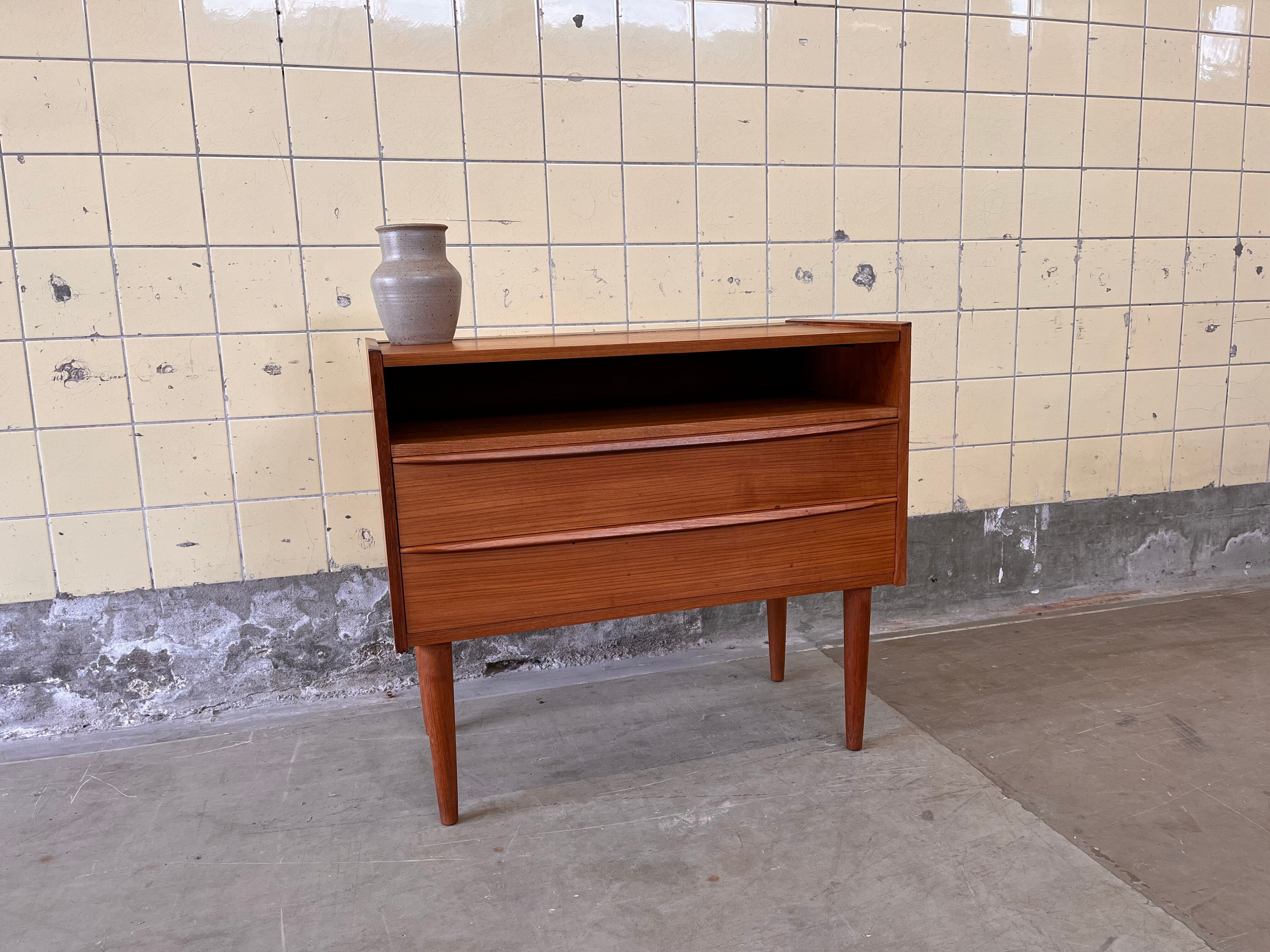 Mirror cabinet by Tylvad Hansen