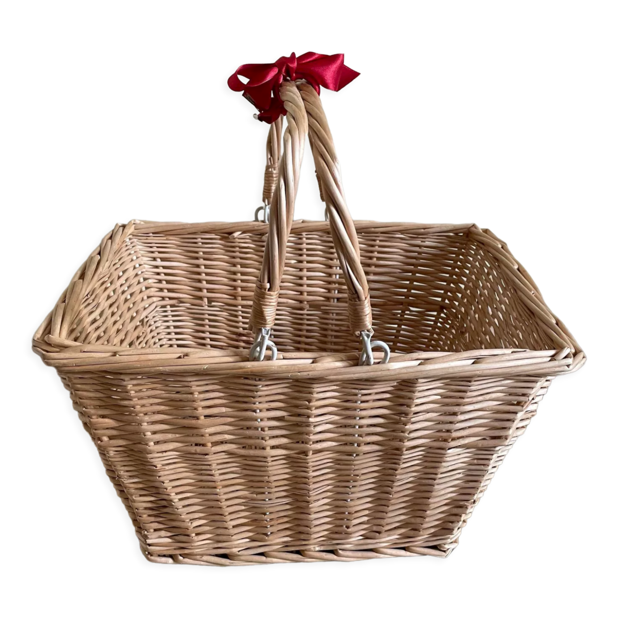 Light beige wicker basket