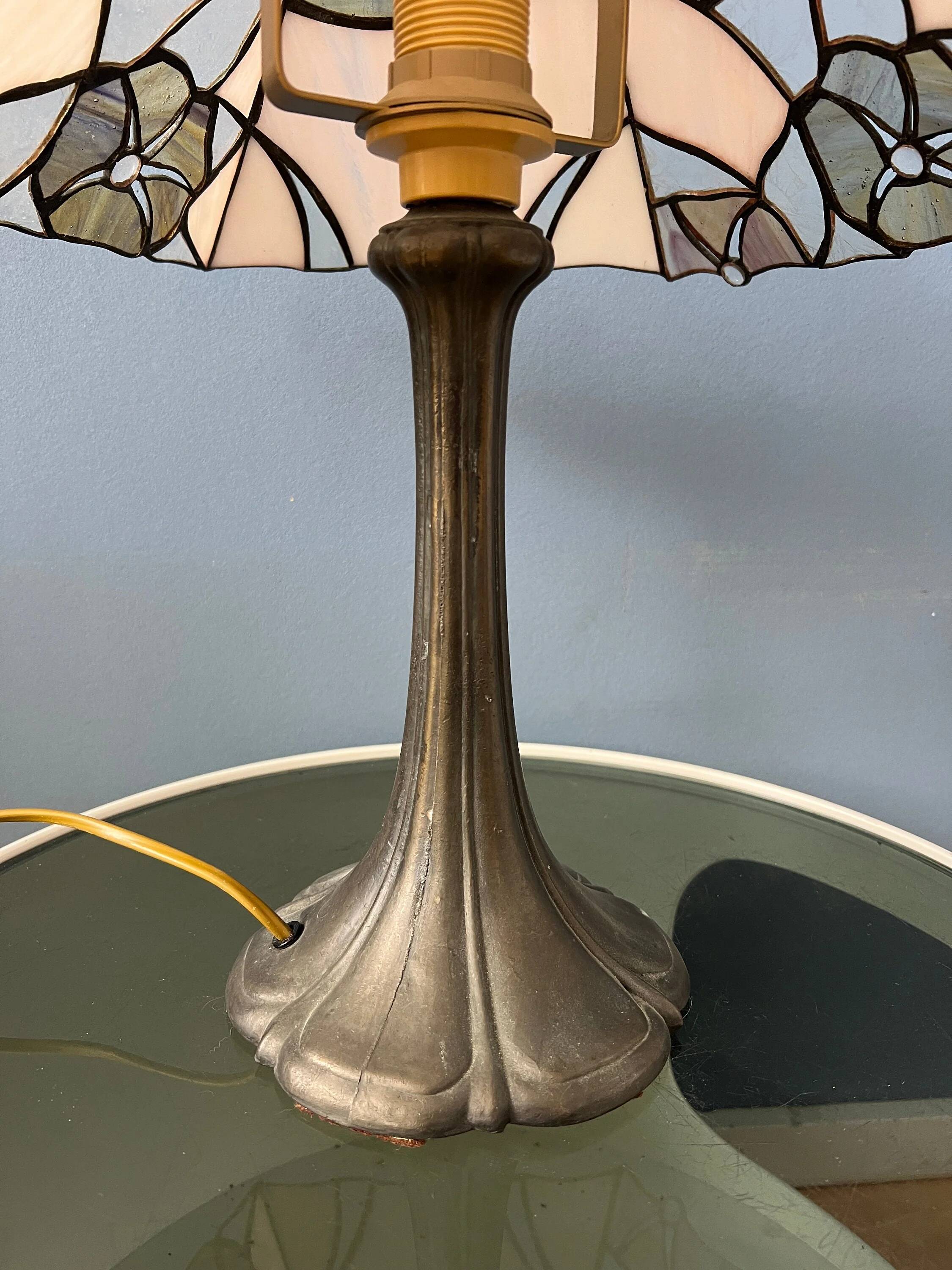 Art Deco stained glass table lamp