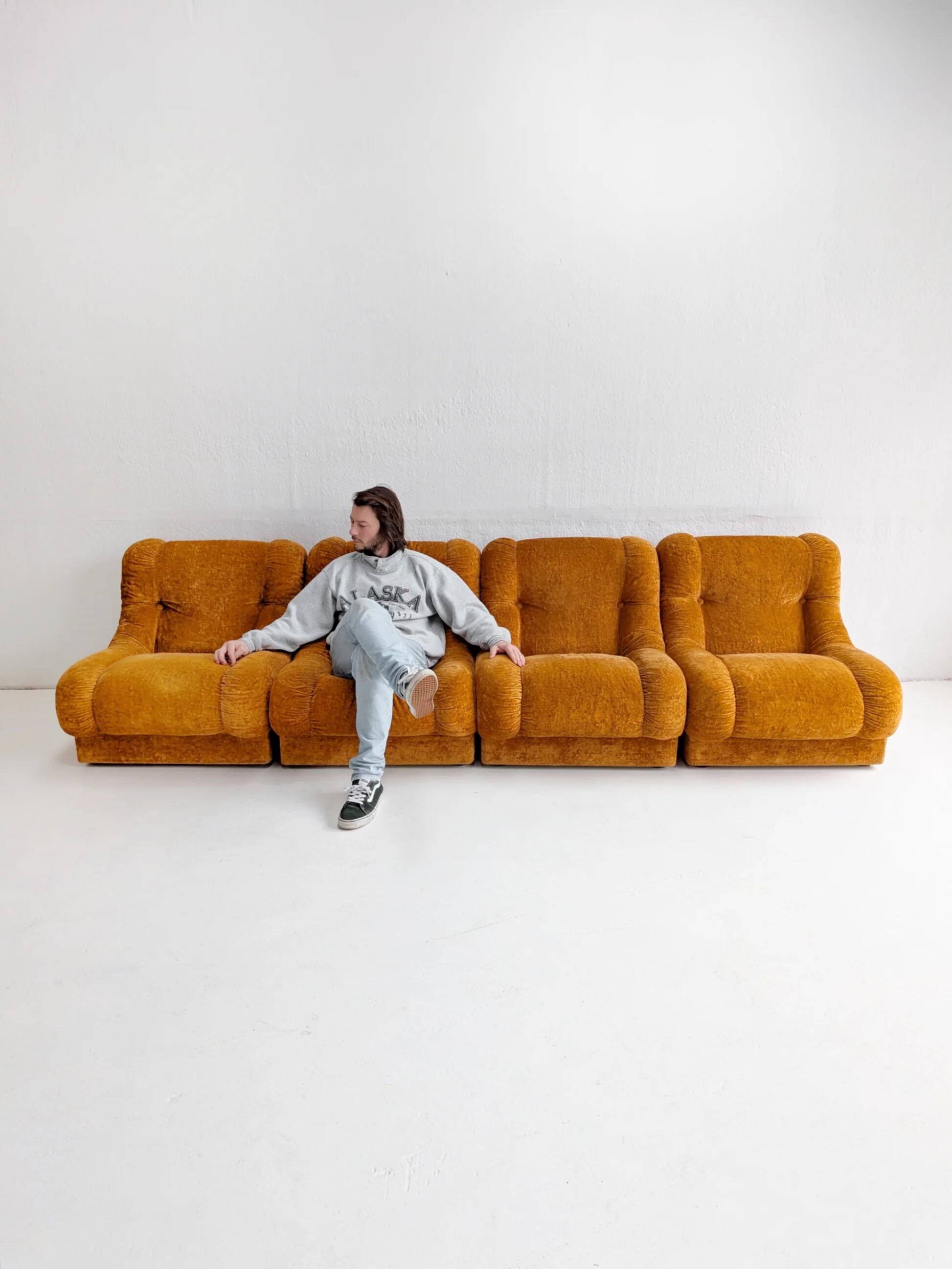 Set of 4 Modular Italian Lounge Chairs 1970s