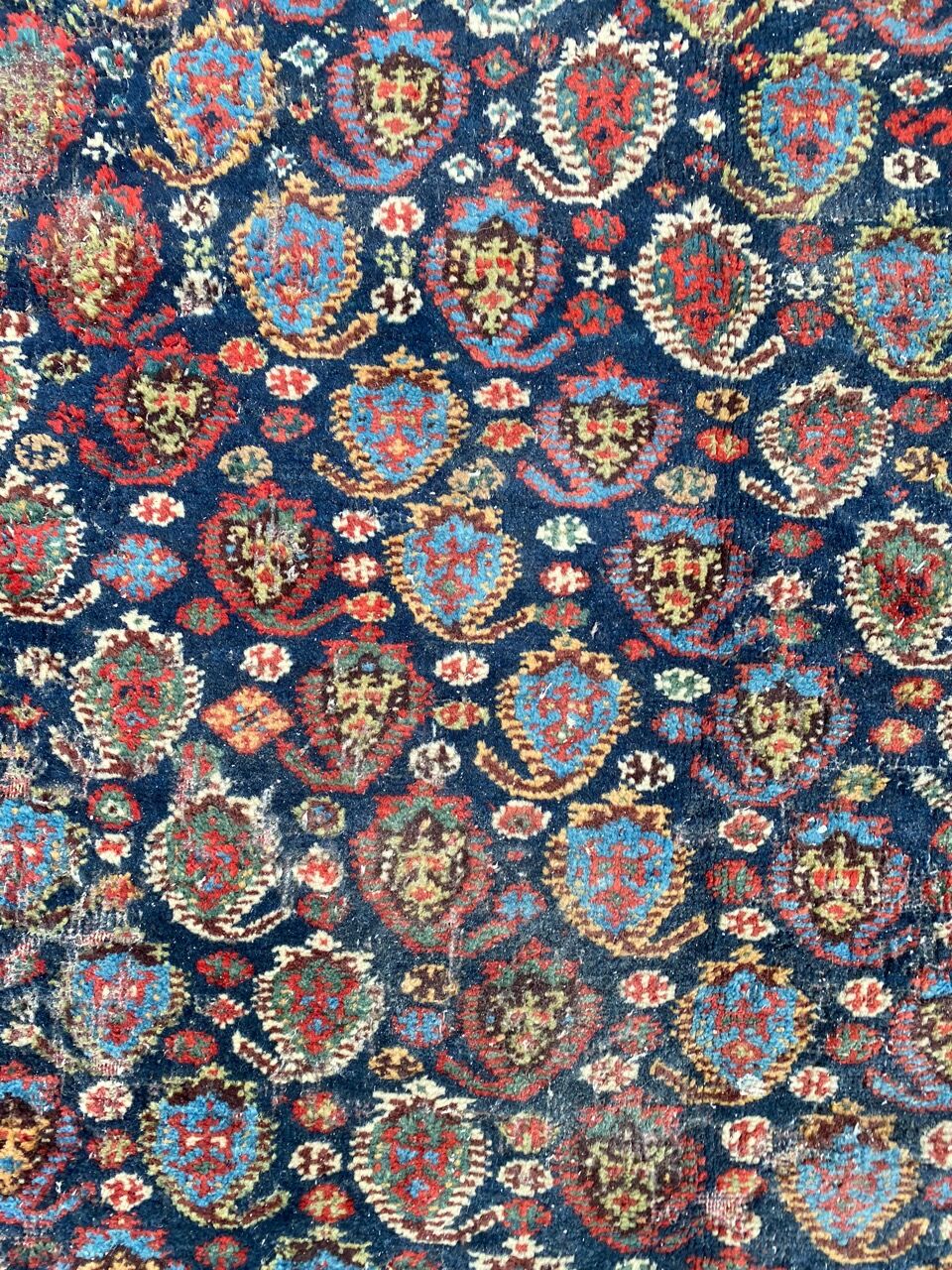 Pretty old Persian carpet of ghashghai handmade 177x328 cm