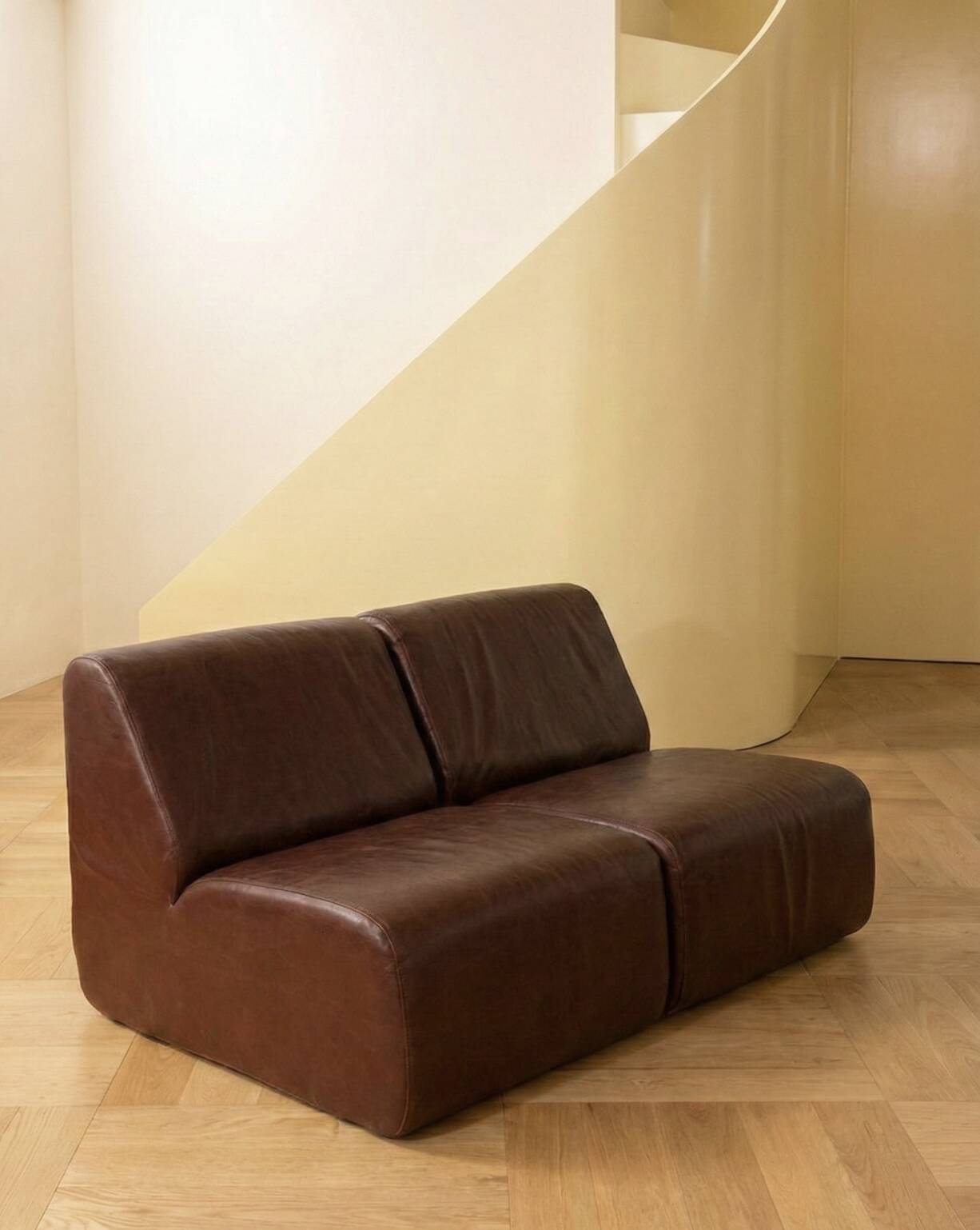 Paire de chauffeuses modulaires vintage en simili-cuir bordeaux - Années 70