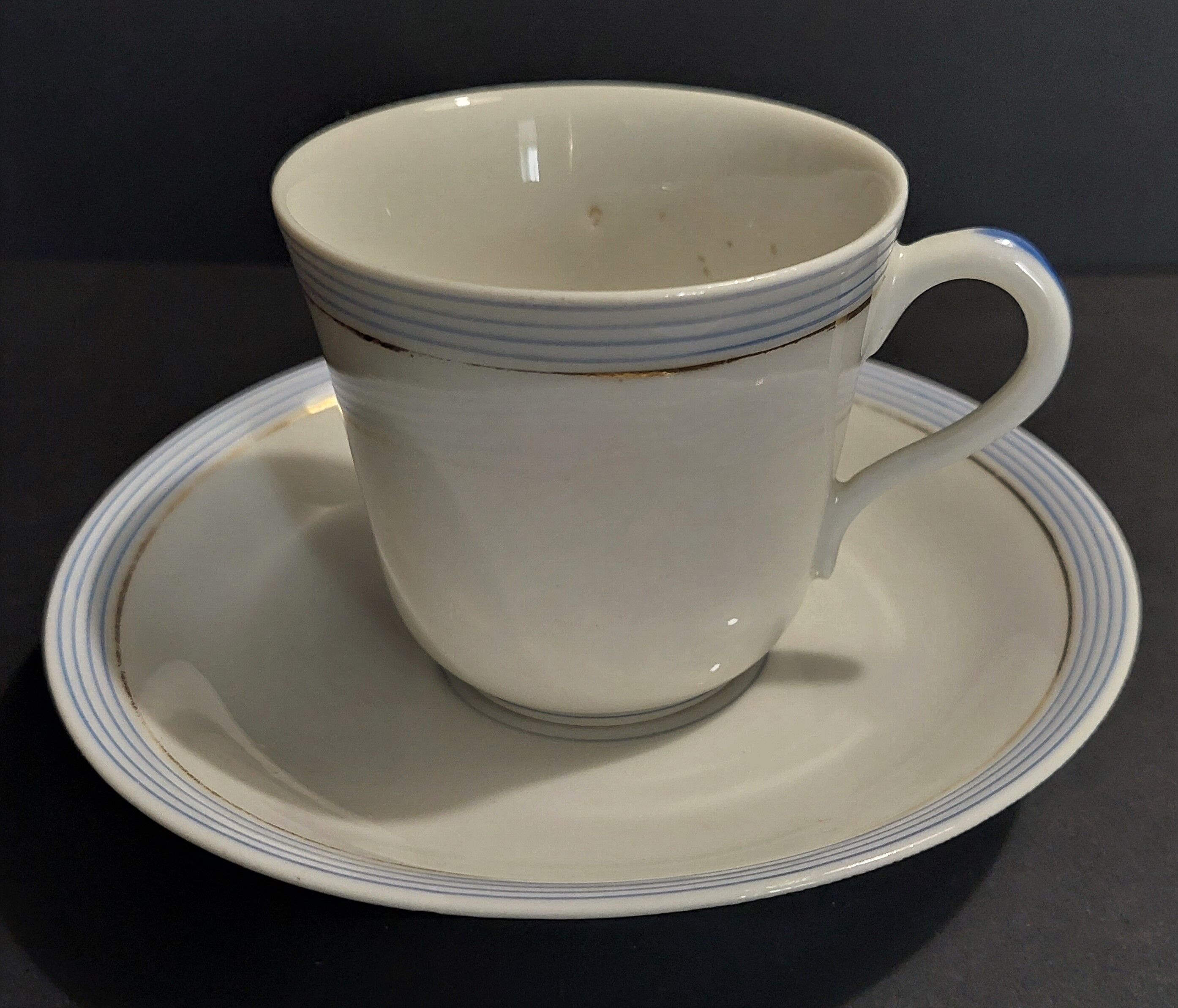 Porcelain coffee cup of Paris XIXth