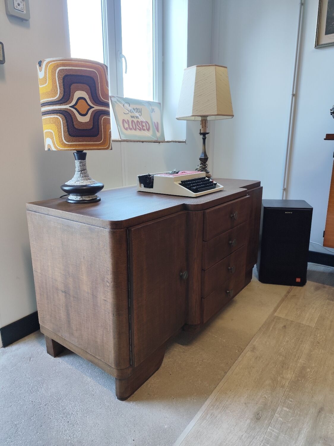 Vintage 1950s chest of drawers