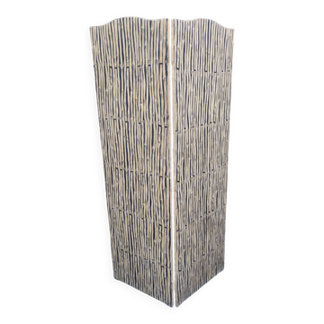 Vintage screen