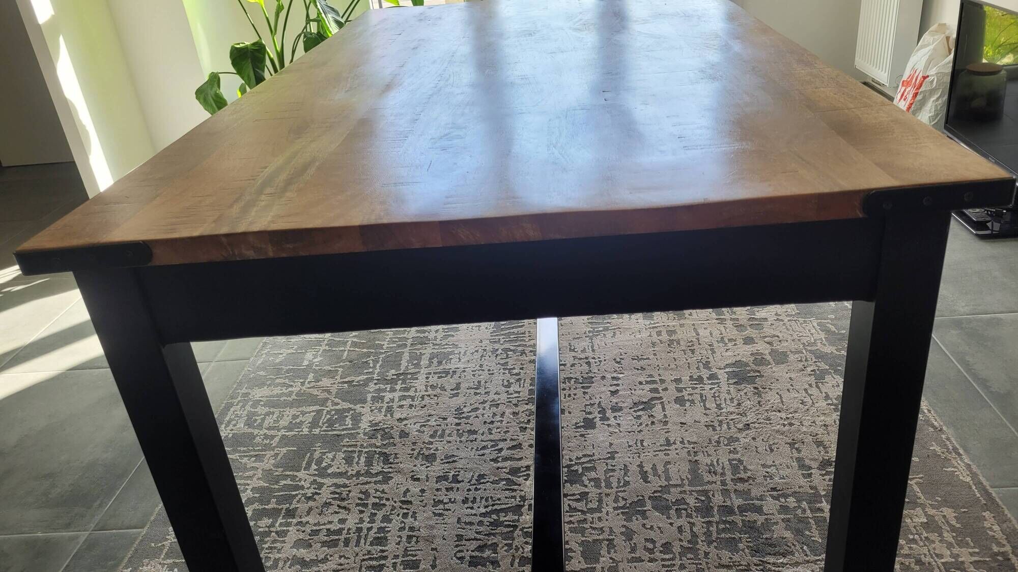 Industrial dining table (mango wood) for 6 people