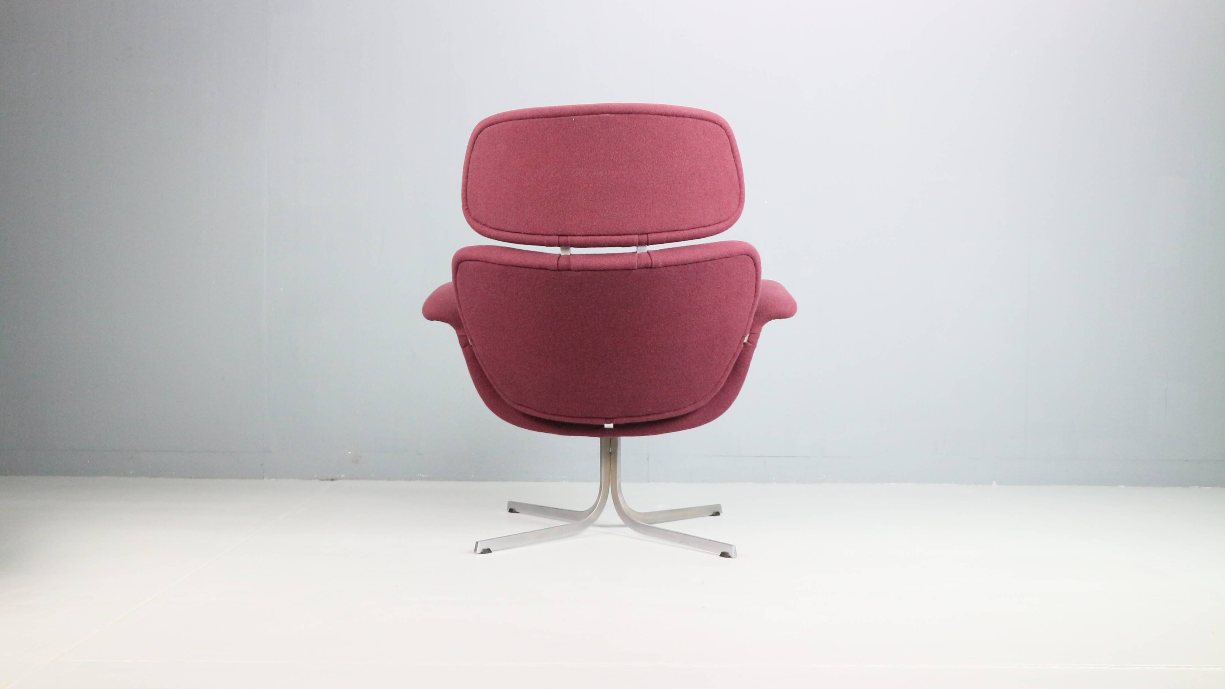 Pierre Paulin Purple Lounge Chair "Big Tulip" F551 & Ottoman, 1960's