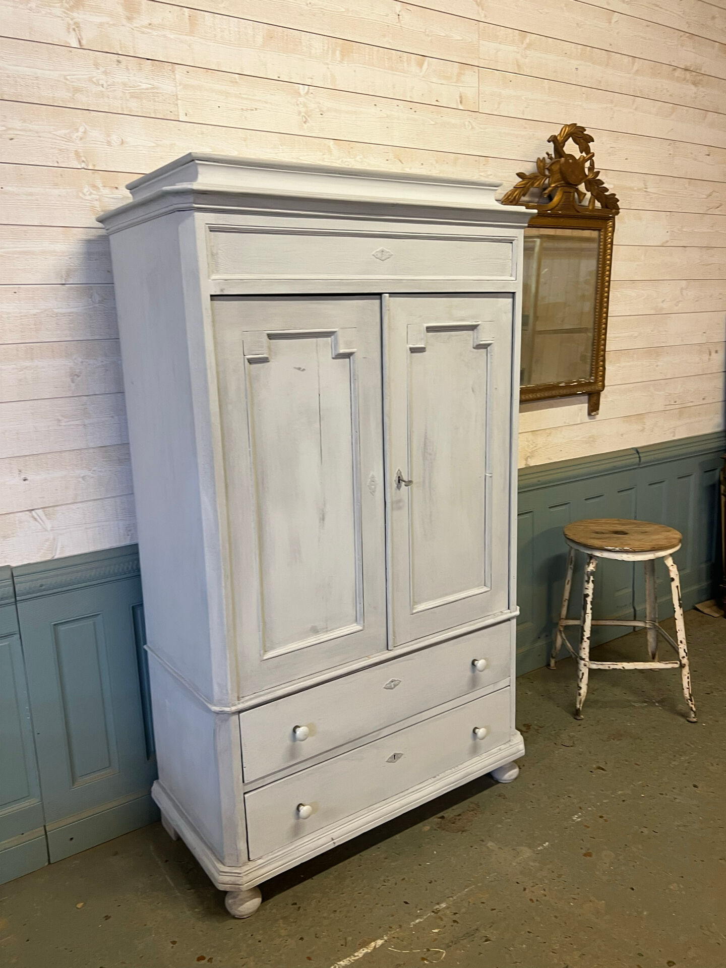 Armoire penderie anglaise