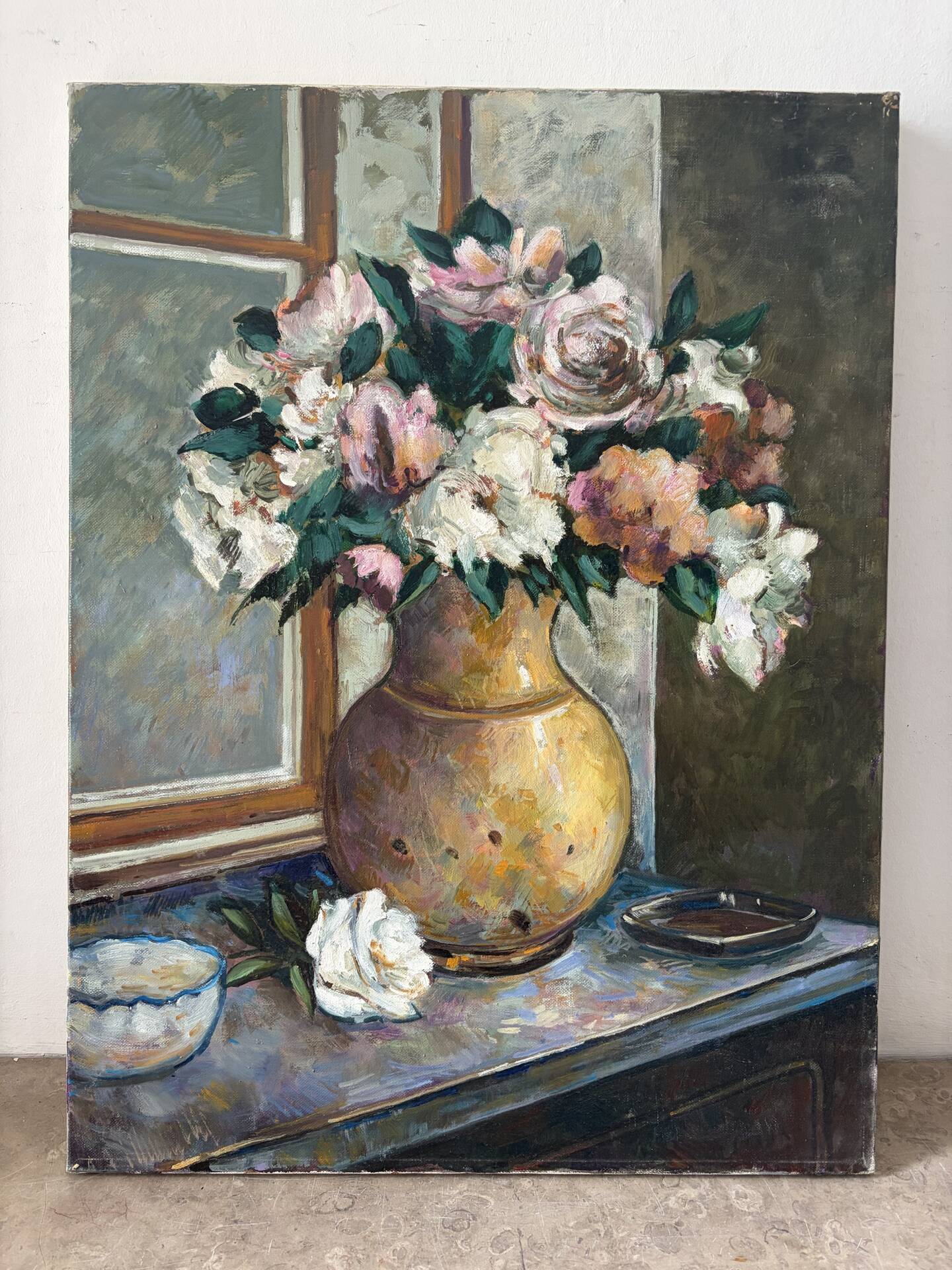 Bouquet in a gold vase, oil on canvas