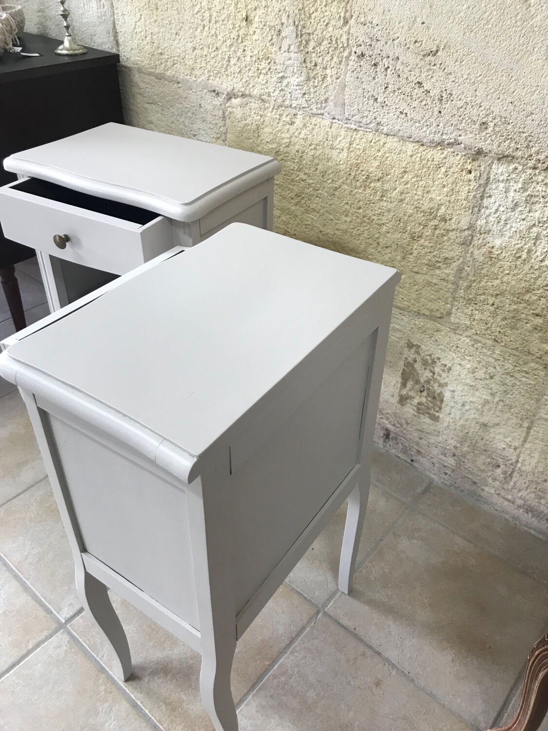 Lot tables de chevet beige