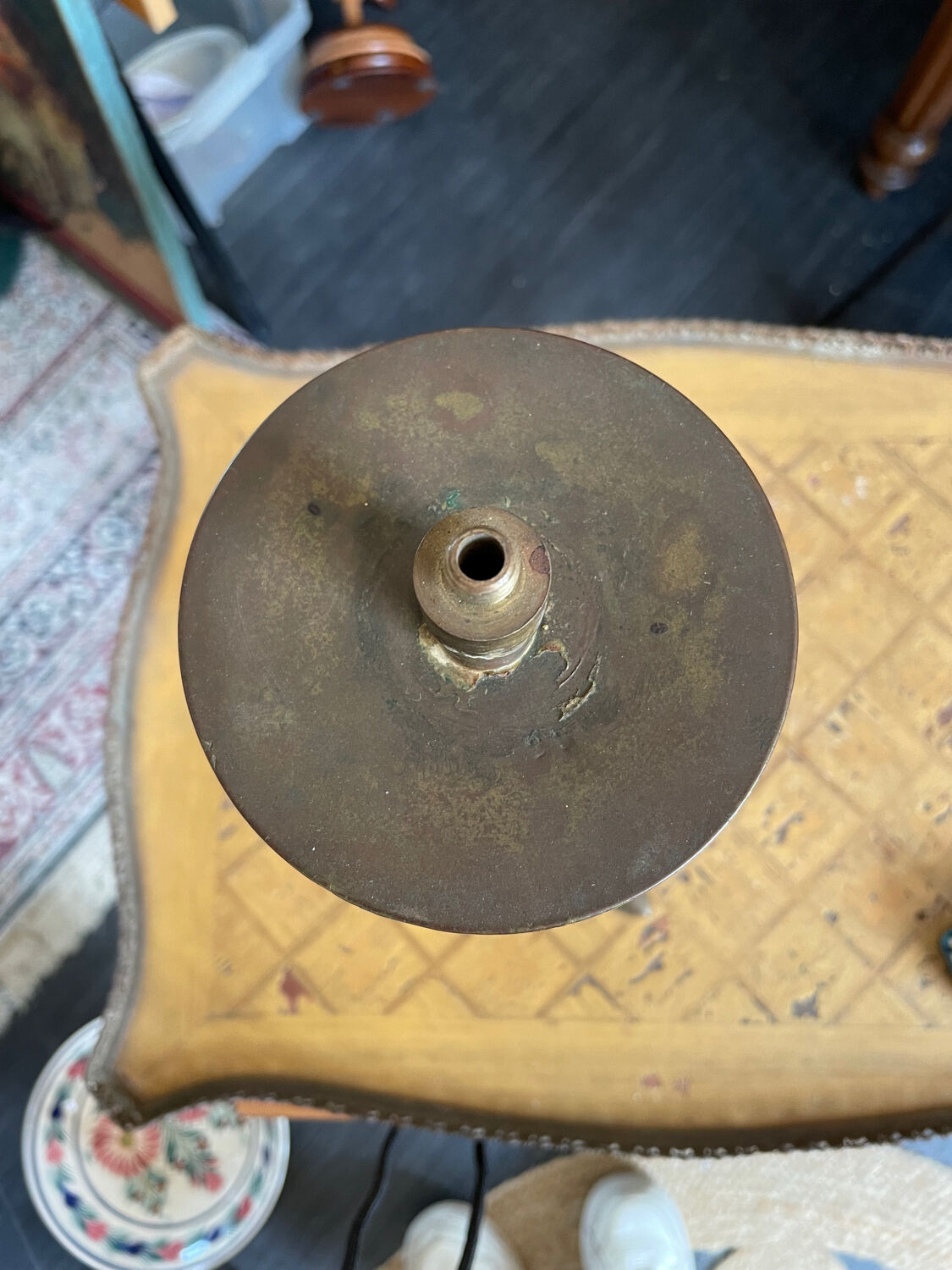 Bronze candle holder