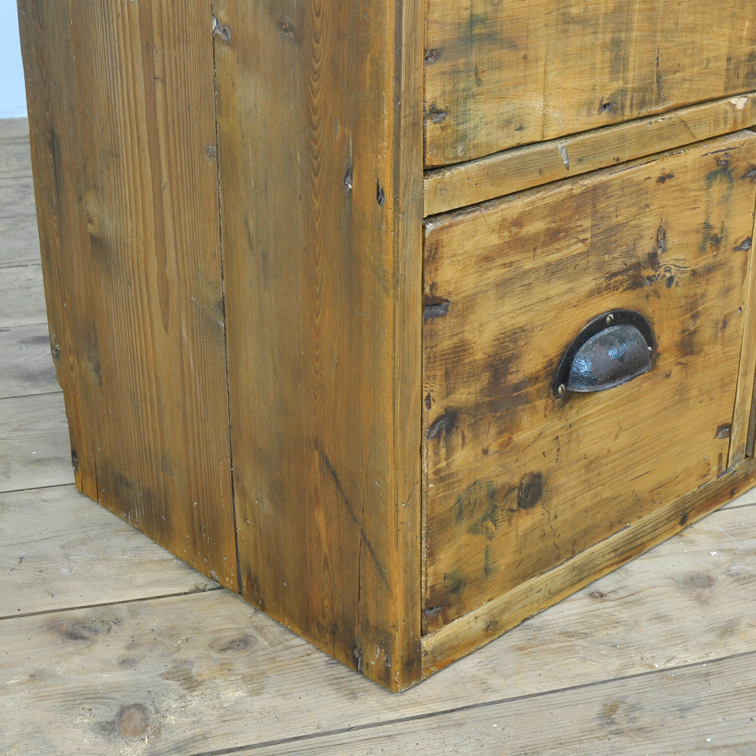Chest of drawers 1930's