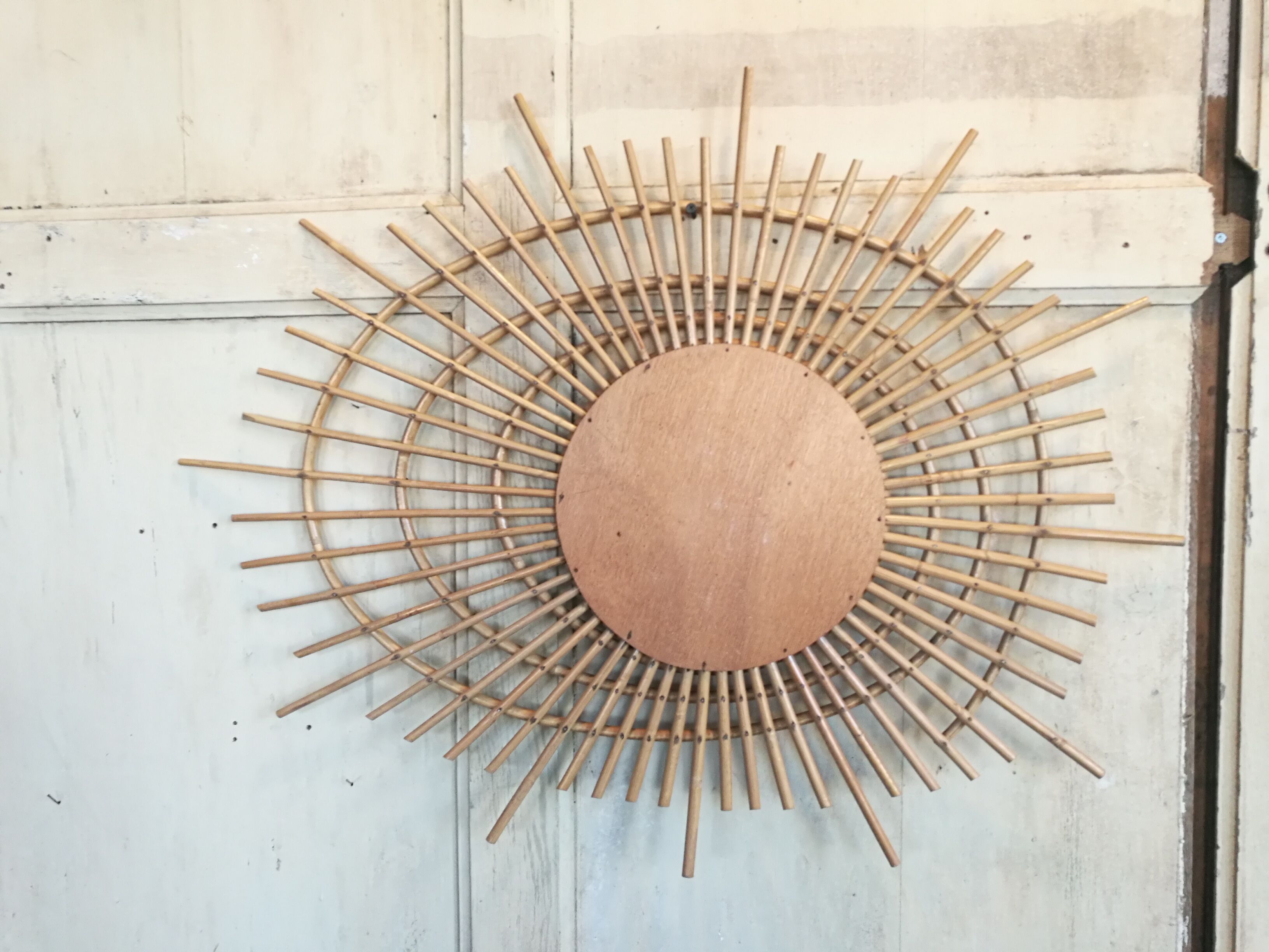 Sun in ellipse rattan mirror 83x66cm