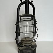 Lampe tempête ancienne