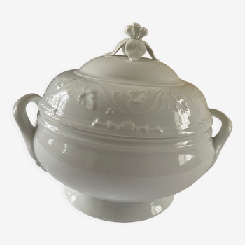 Tureen