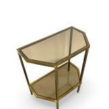 Table d'appoint italienne demi-hexagonale en laiton des années 1970.