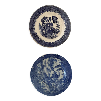 Pair of plates. Portuguese porcelain Massarelos