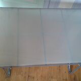 Moment coffee table