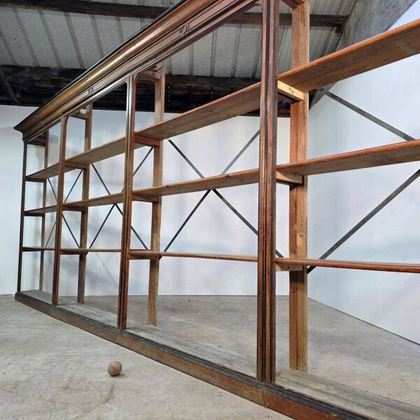 Exceptionnelle étagère de magasin d'époque Napoléon III en pin