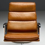 Chaise Soft Pad EA216 par Charles et Ray Eames, États-Unis, 1969