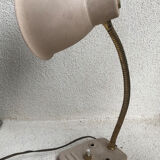 Desk lamp