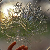 Glass cake or cheese display