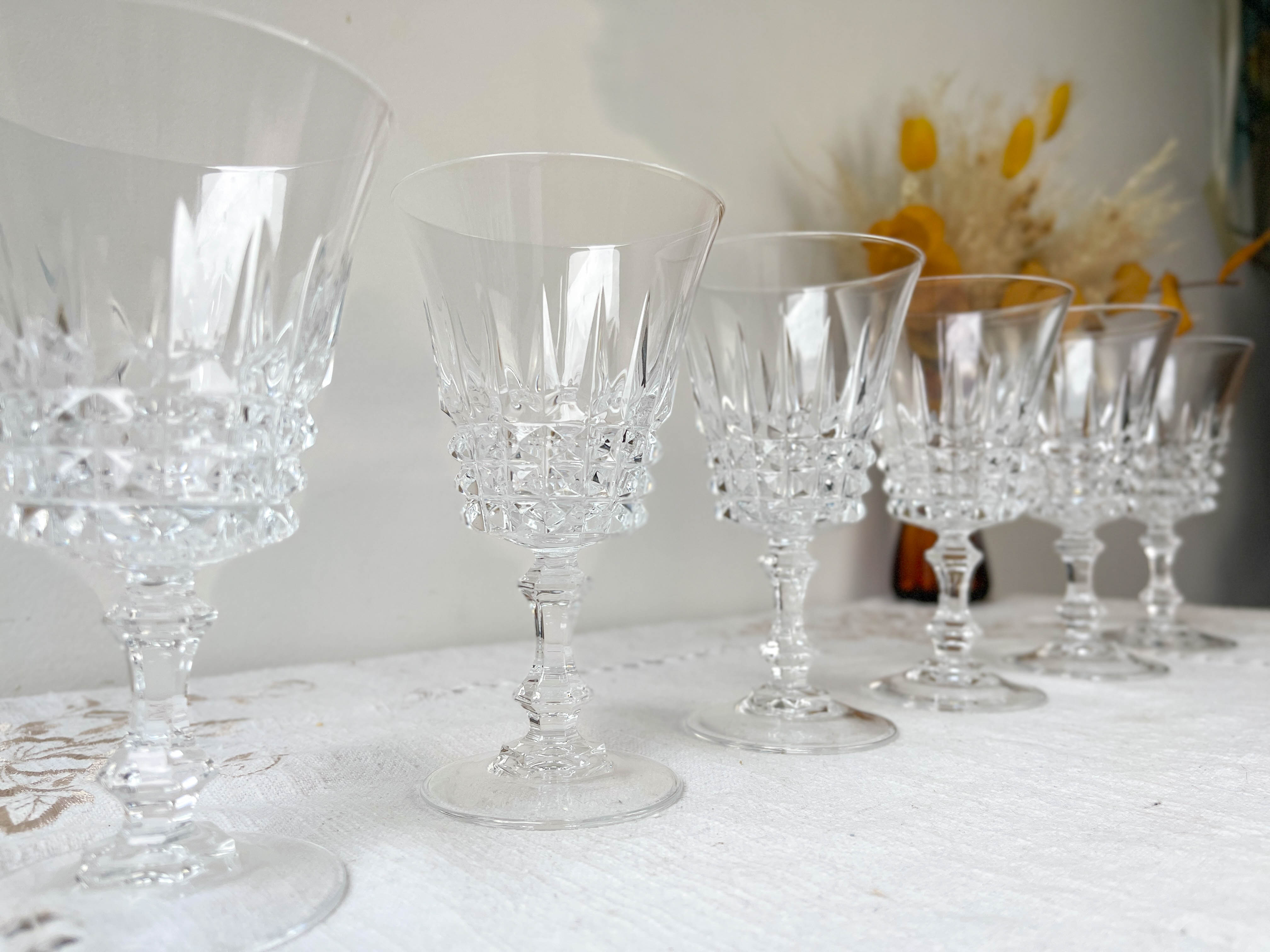 6 Arques crystal red wine glasses, Tuileries model