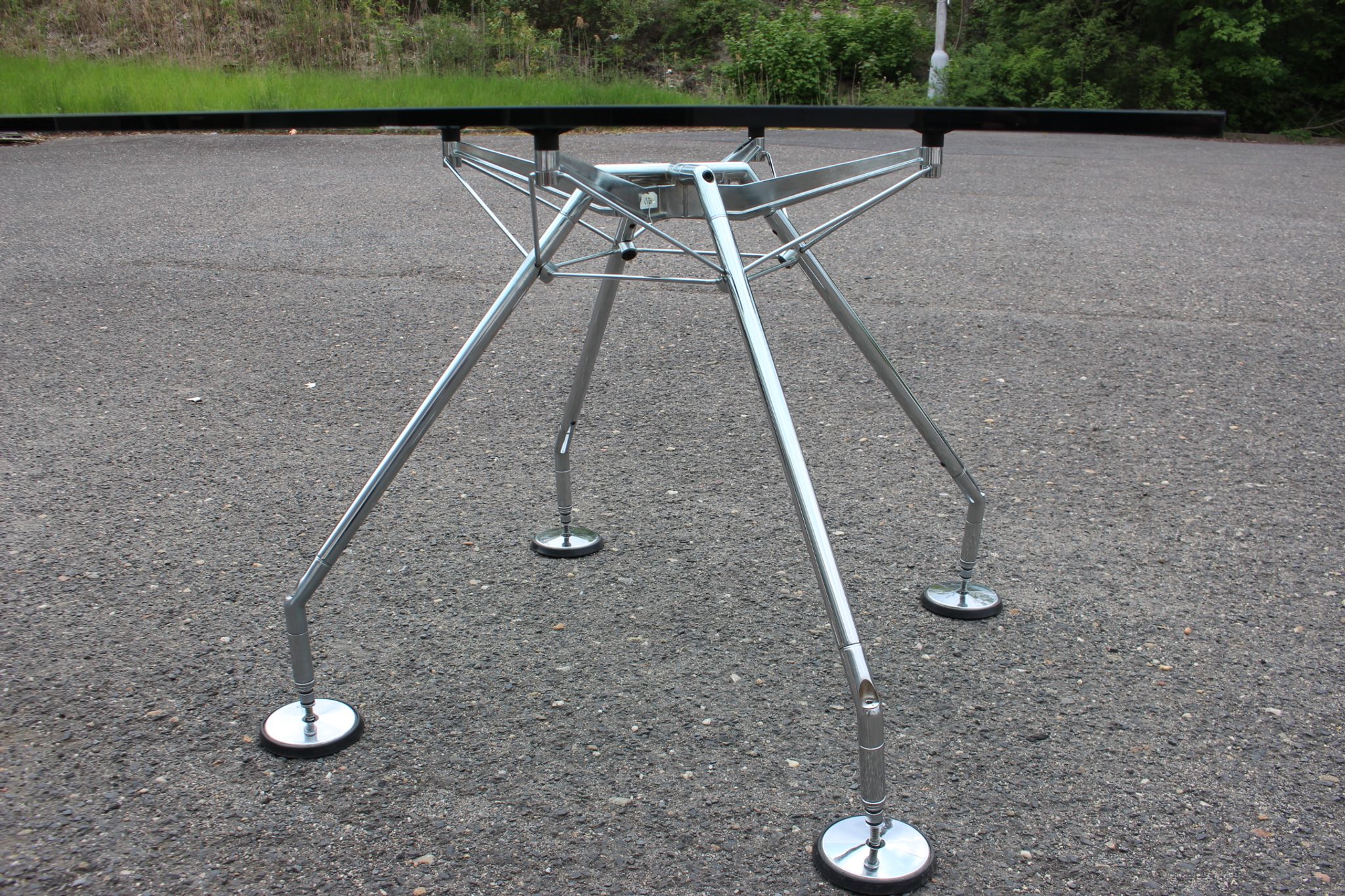 1970s Norman Foster Nomos glass table for Tecno Italy
