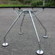Table Nomos par Norman Foster pour Tecno Italie