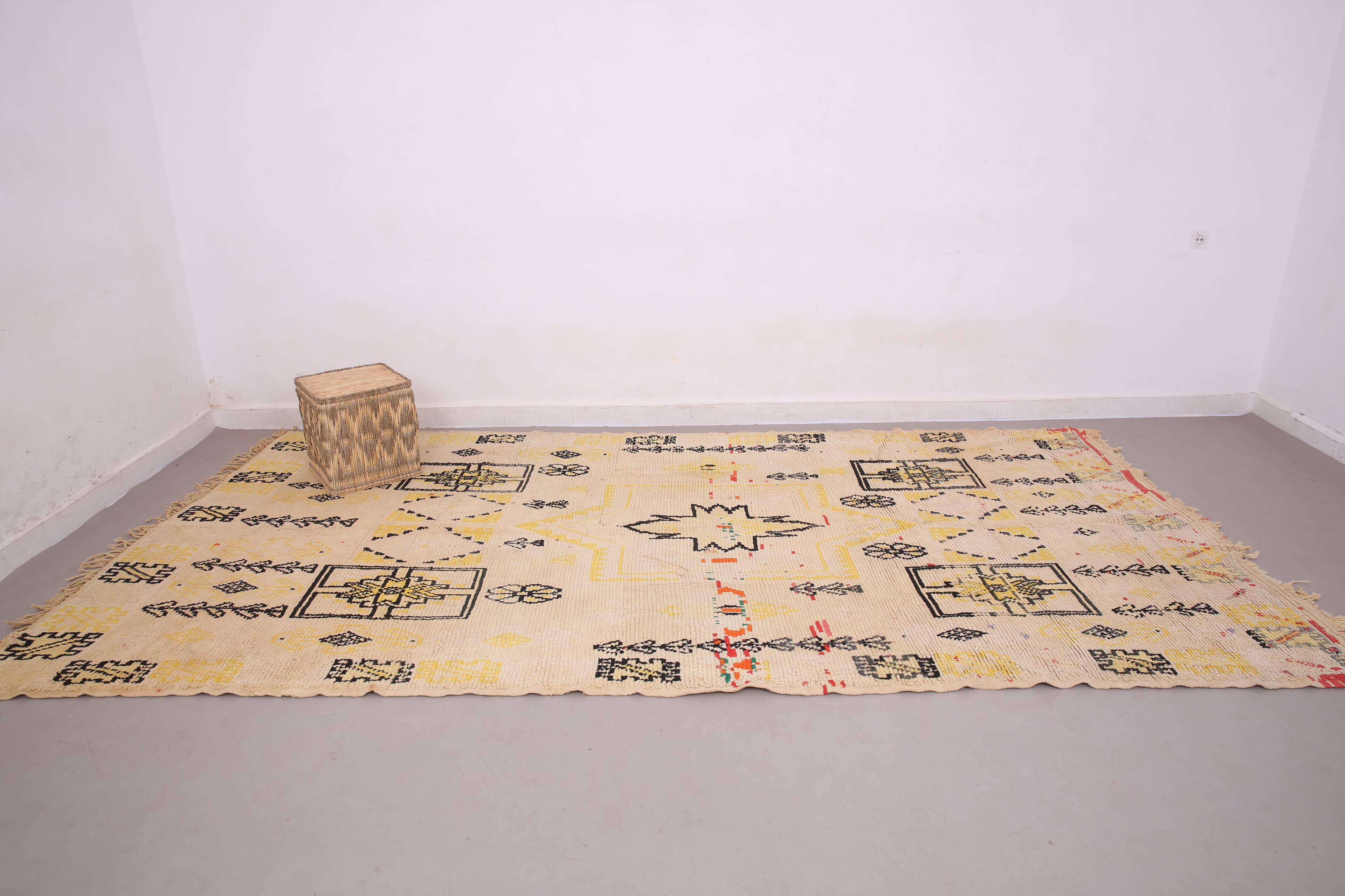 Beige Vintage Moroccan Rug 199 x 376 cm - Berber Wool Rug Handmade