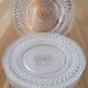 5 assiettes à dessert en verre épais ciselé transparent