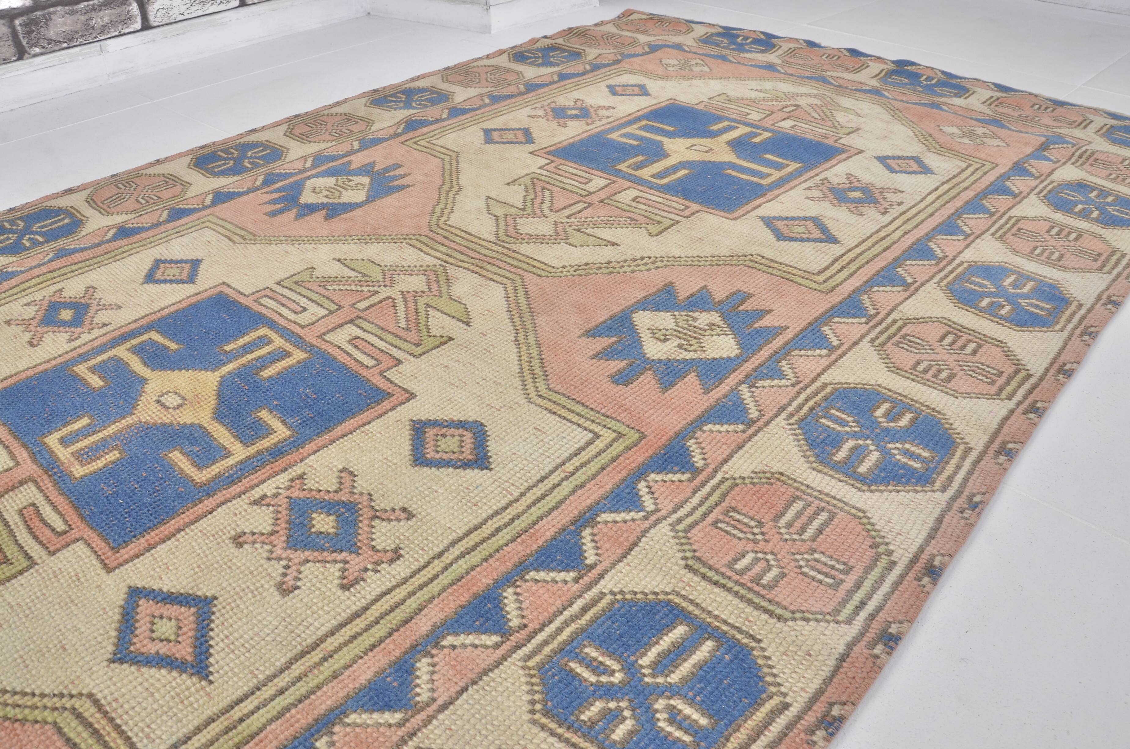 Tapis Oushak noué à la main