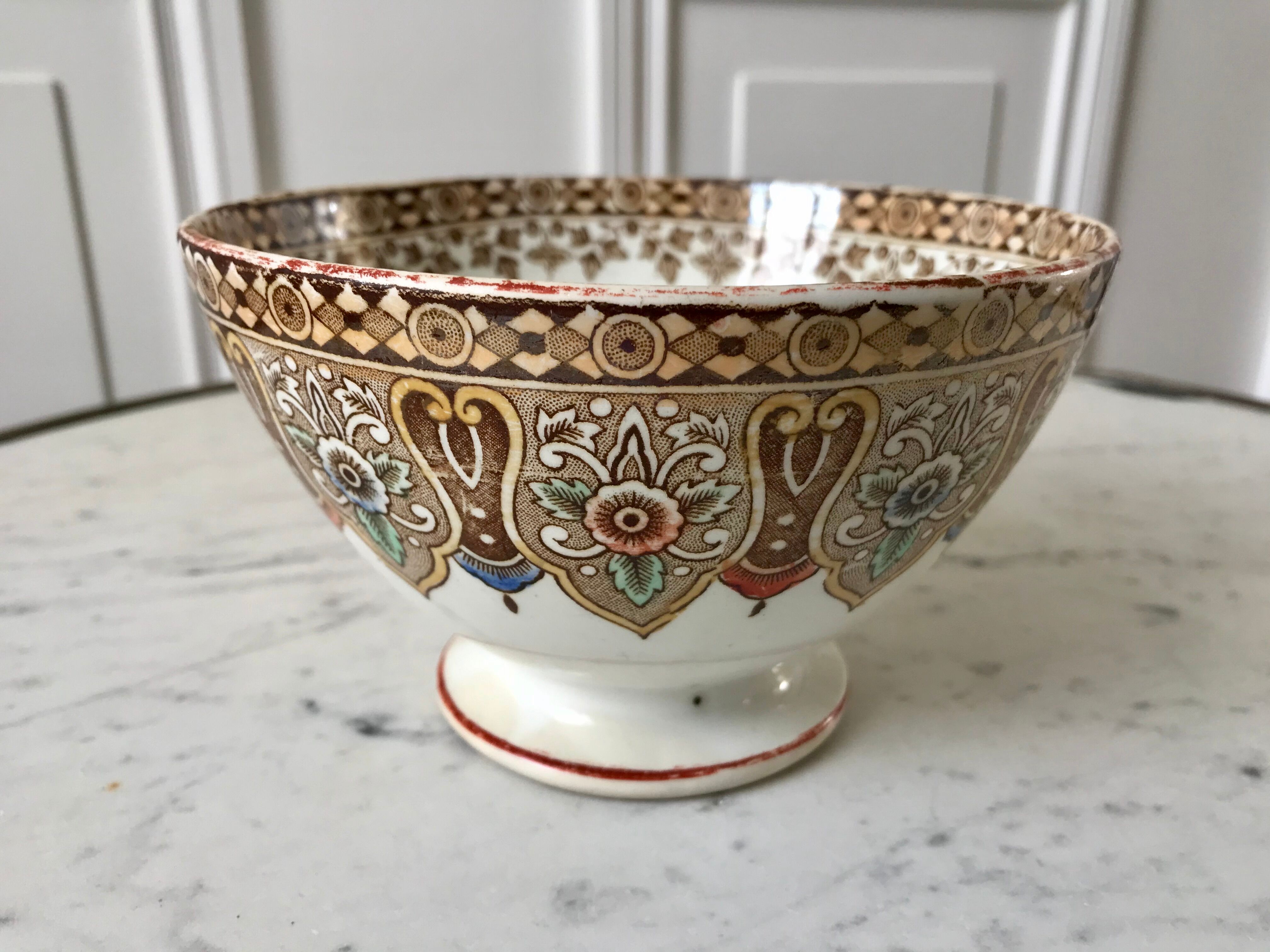 Bowl in iron earth model "persian" late nineteenth