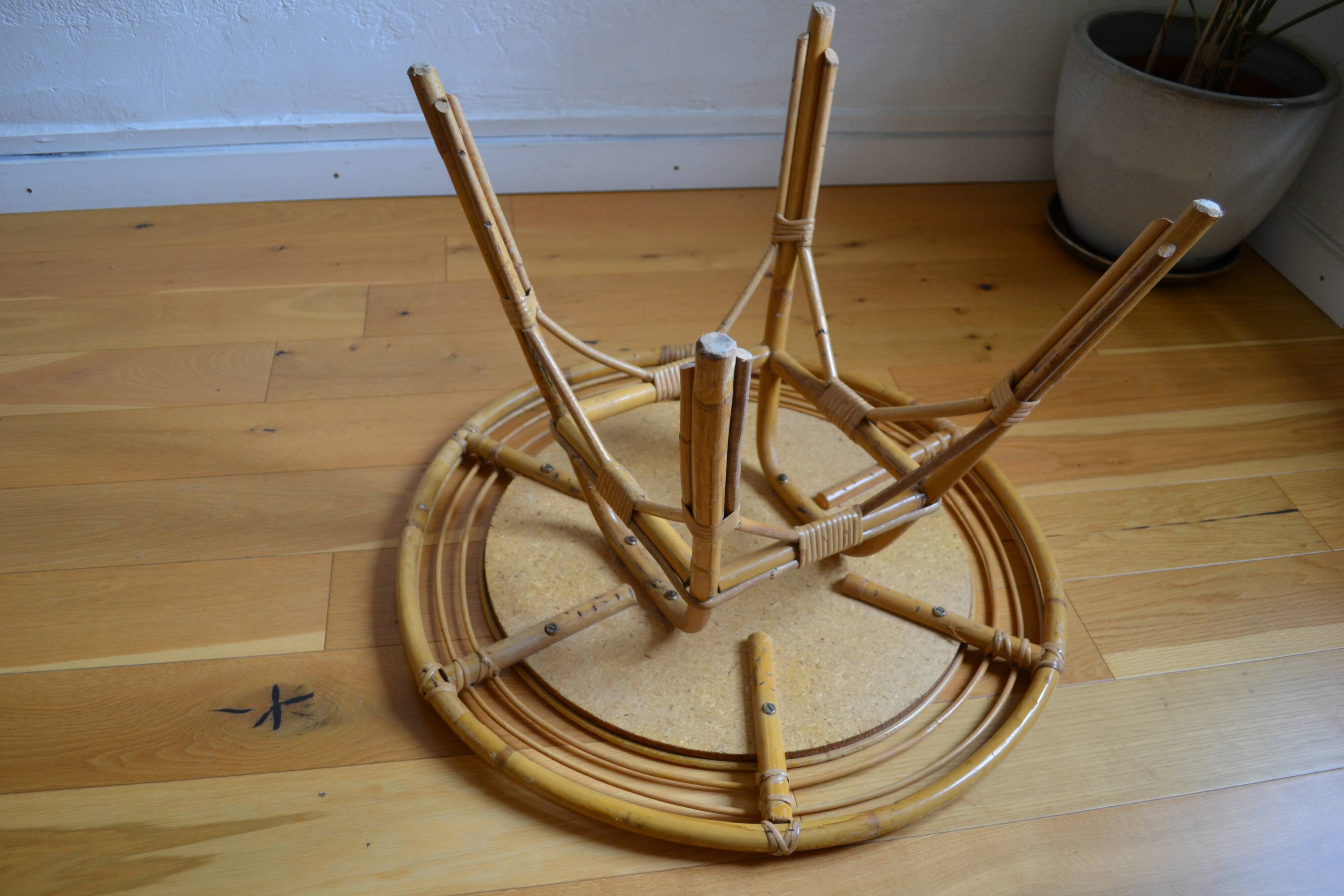 Vintage round rattan coffee table