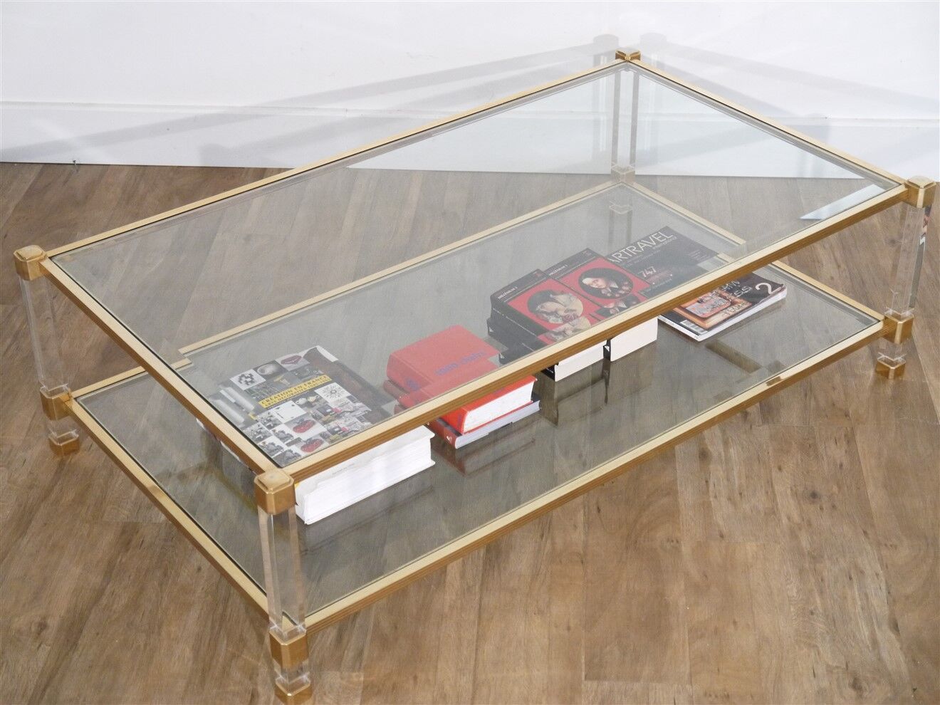 Table basse vintage en lucite metal et verre 1960