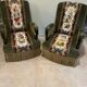 Paire de fauteuils en velours et tapisserie