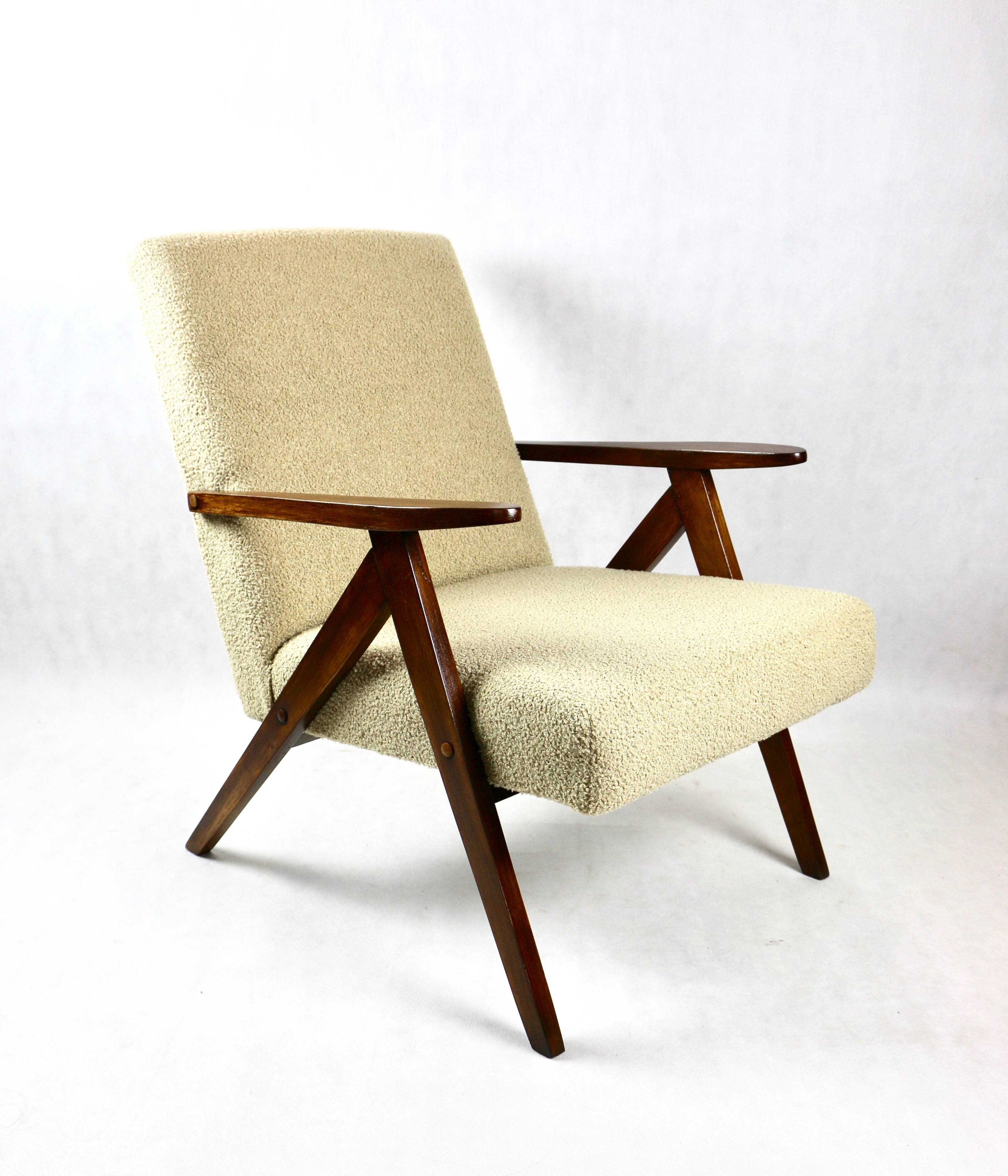 Vintage beige boucle model b-310 armchair, 1970s
