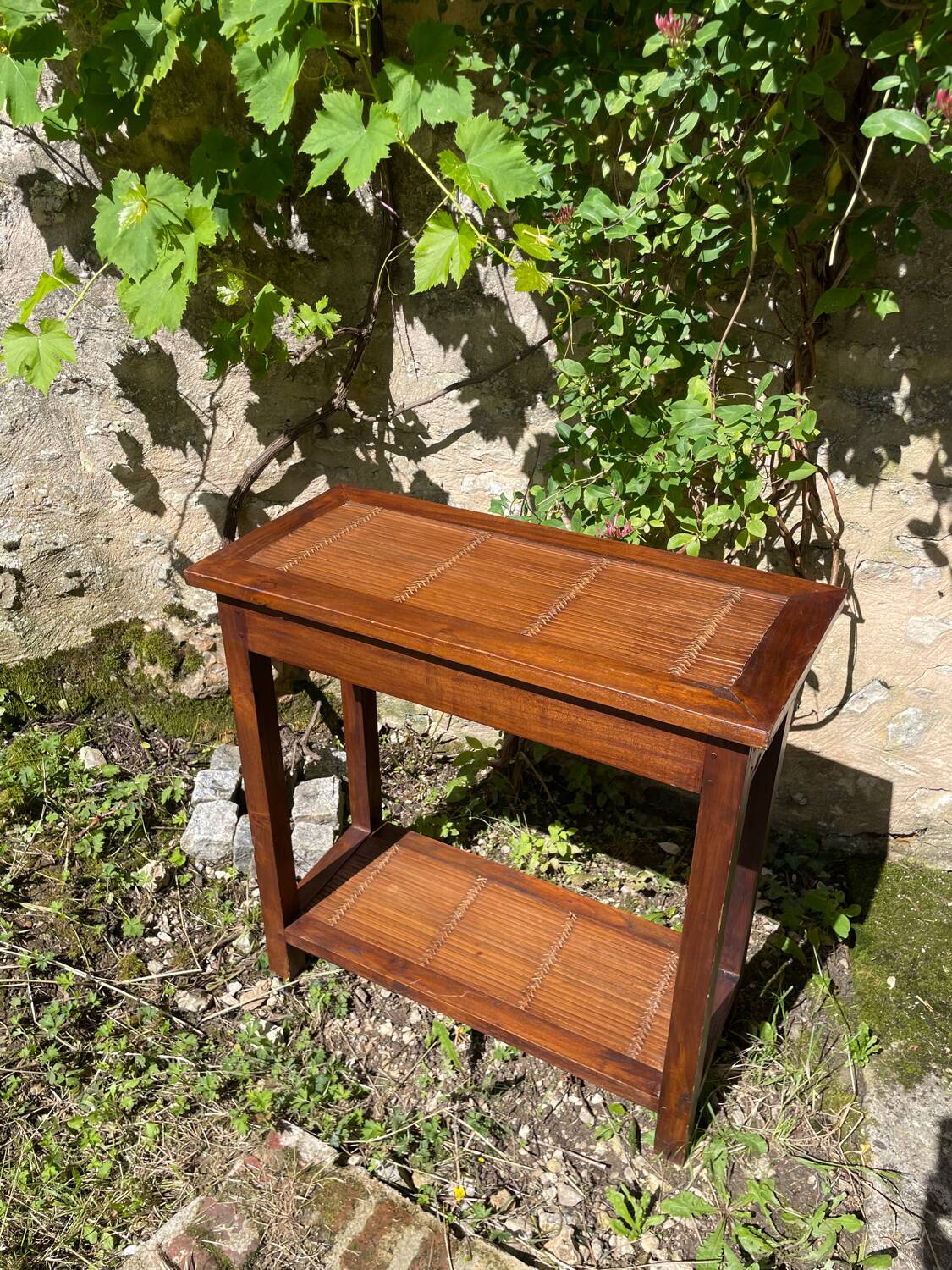 Table d’appoint / console en bois style indonésien
