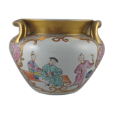Old pink family style porcelain pot or vase with mandarin decoration, samson, paris