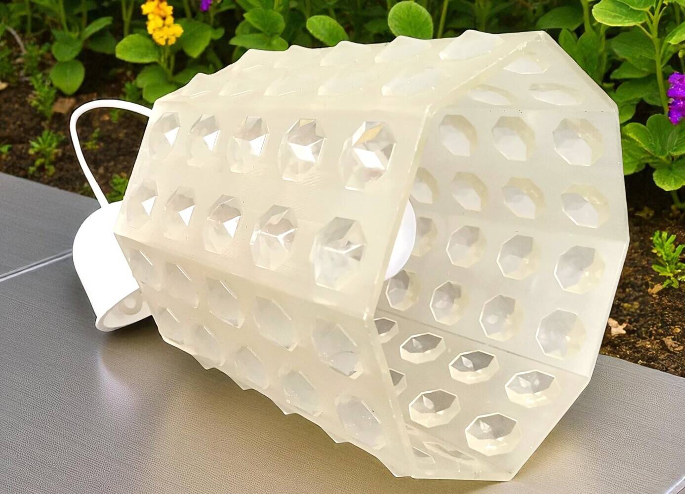 Translucent acrylic hanging lamp