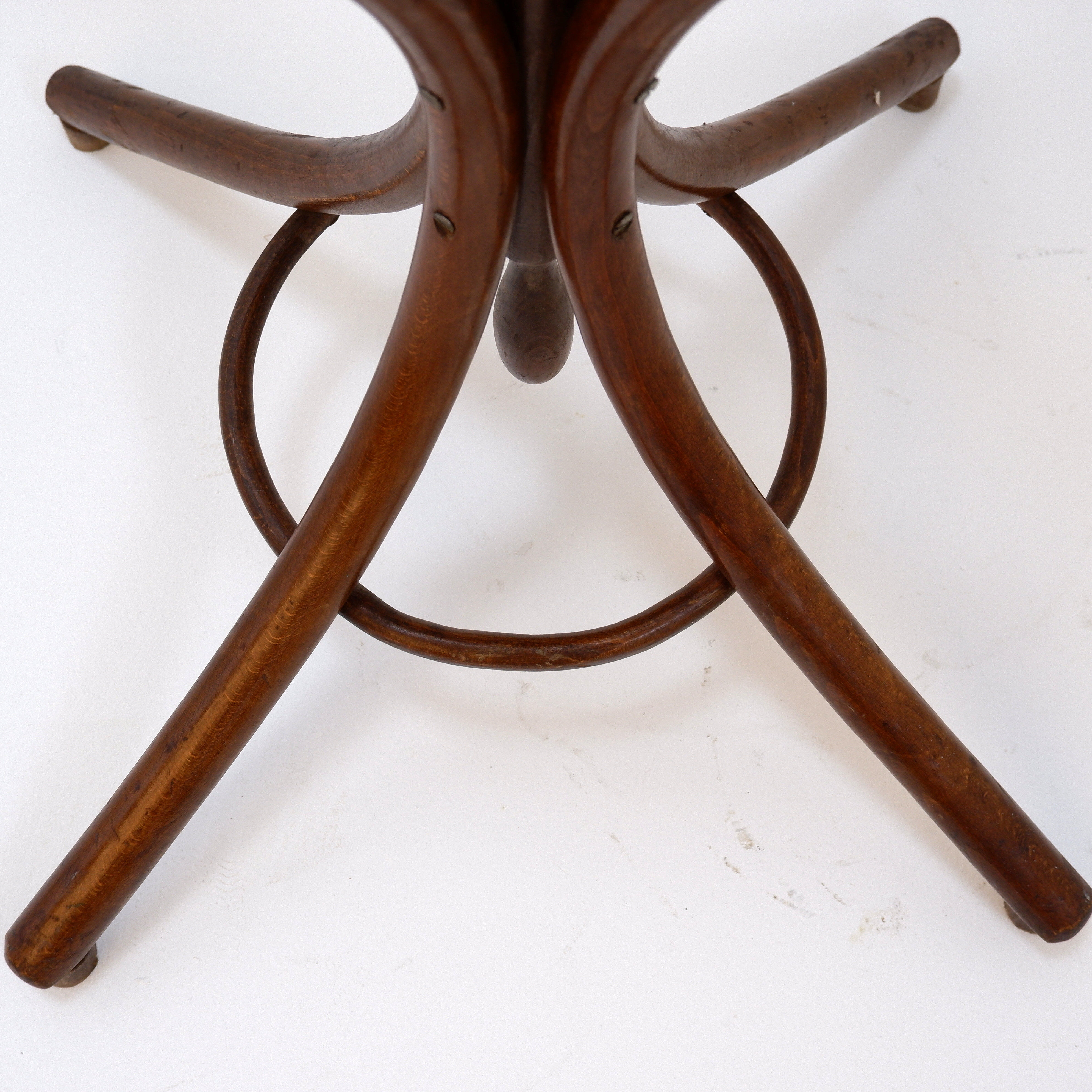 Porte manteau perroquet vintage en bois courbé