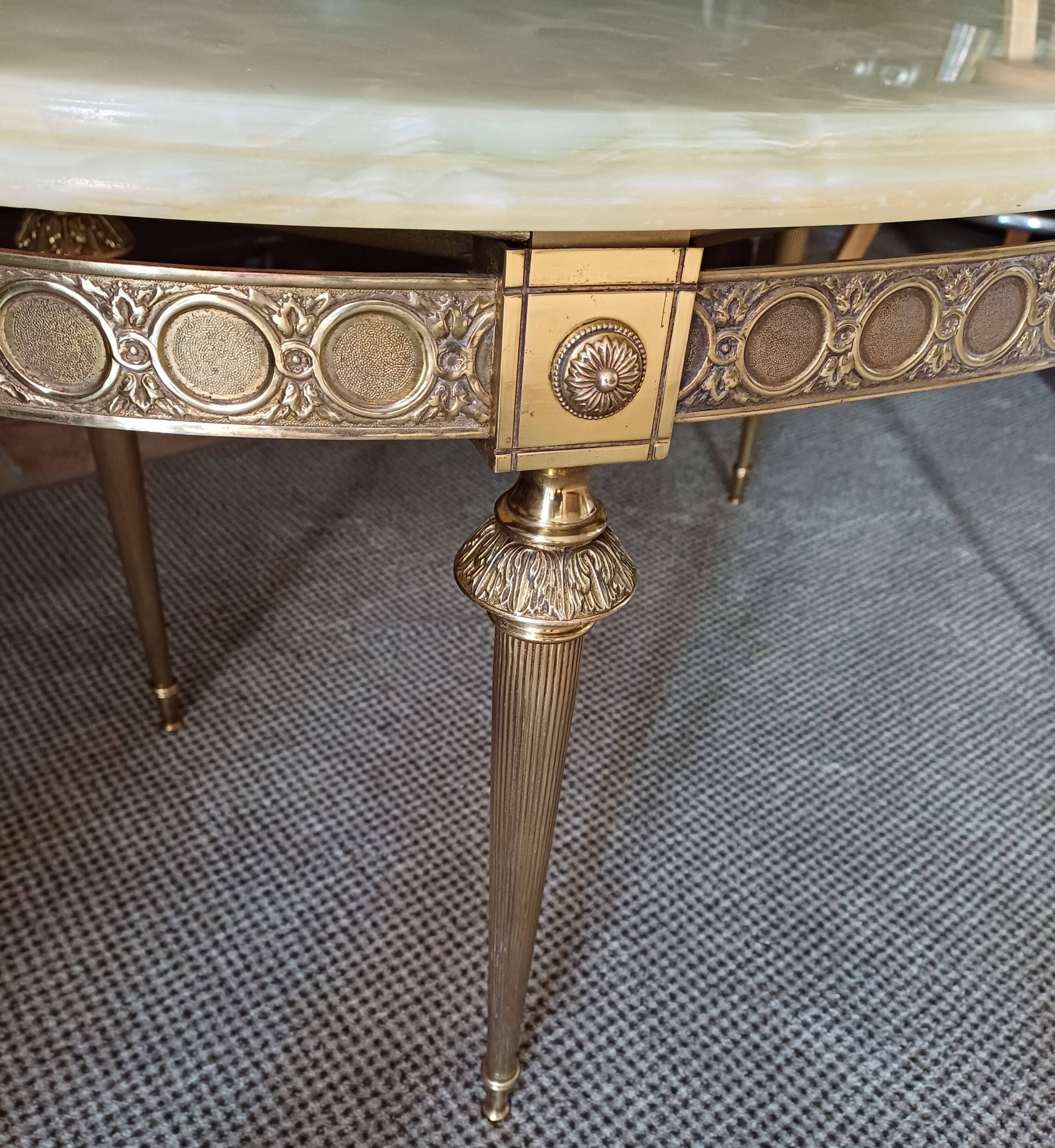 Neoclassical style marble coffee table