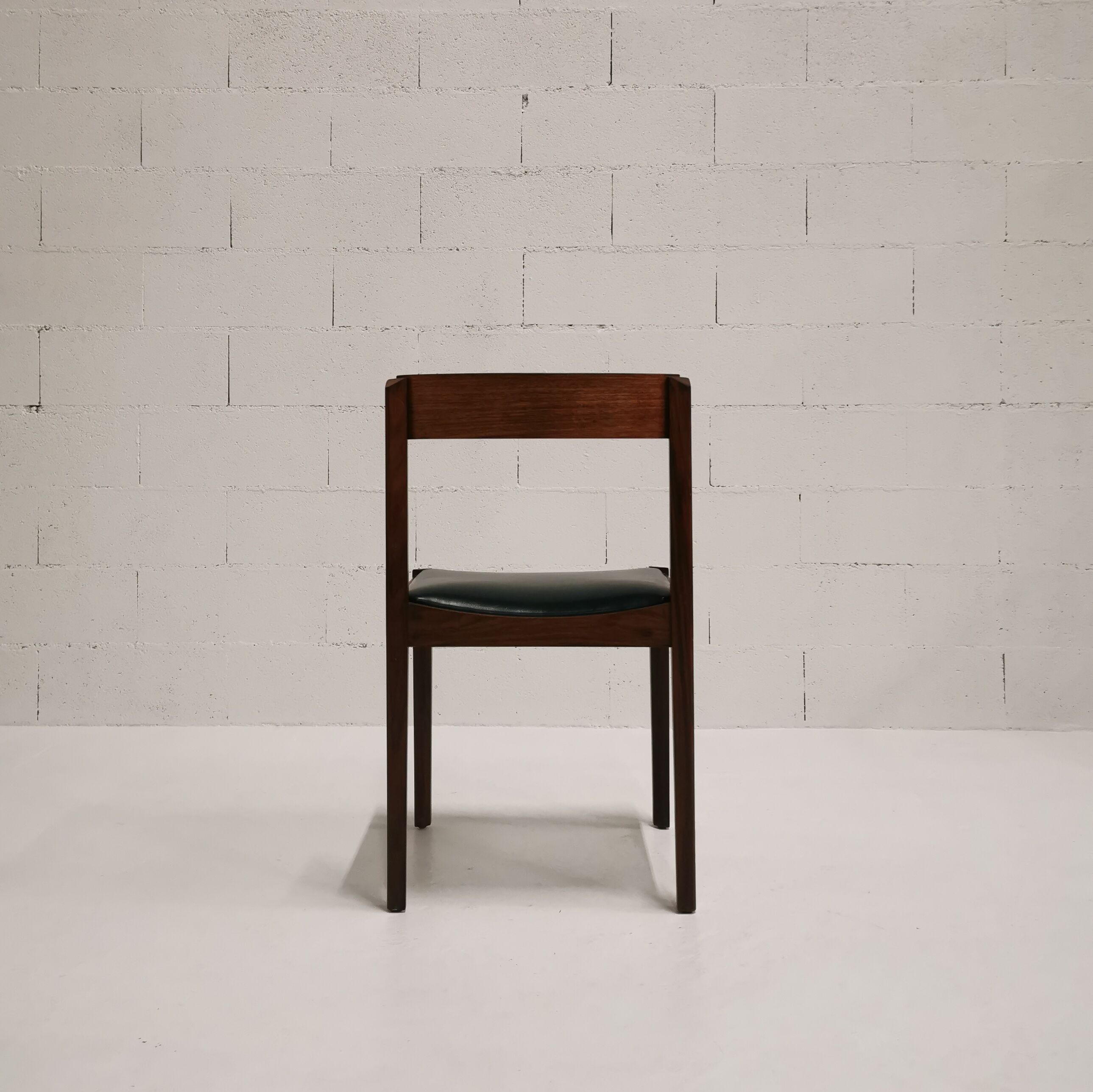Set of 6 italian rosewood chairs, gessef, 1960