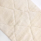 Moroccan Berber carpet blessed ouarain ecru plain with engraved diamonds 167x105cm