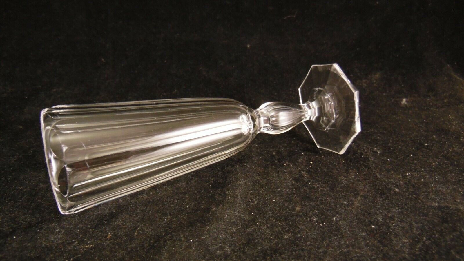 Service of 6 baccarat crystal flutes balustre leg flat odds 1840