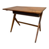Child's desk compass foot