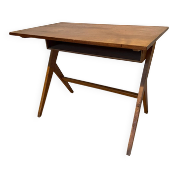 Bureau enfant pied compas