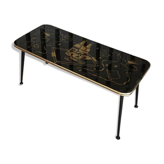 Vintage retro coffee table with black dansette legs